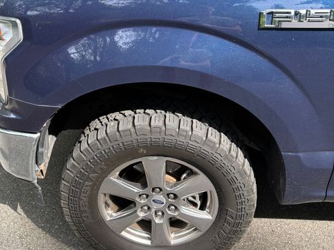 Used 2018 Ford F150 XLT w/ Equipment Group 302A Luxury AWD/4WD image 19