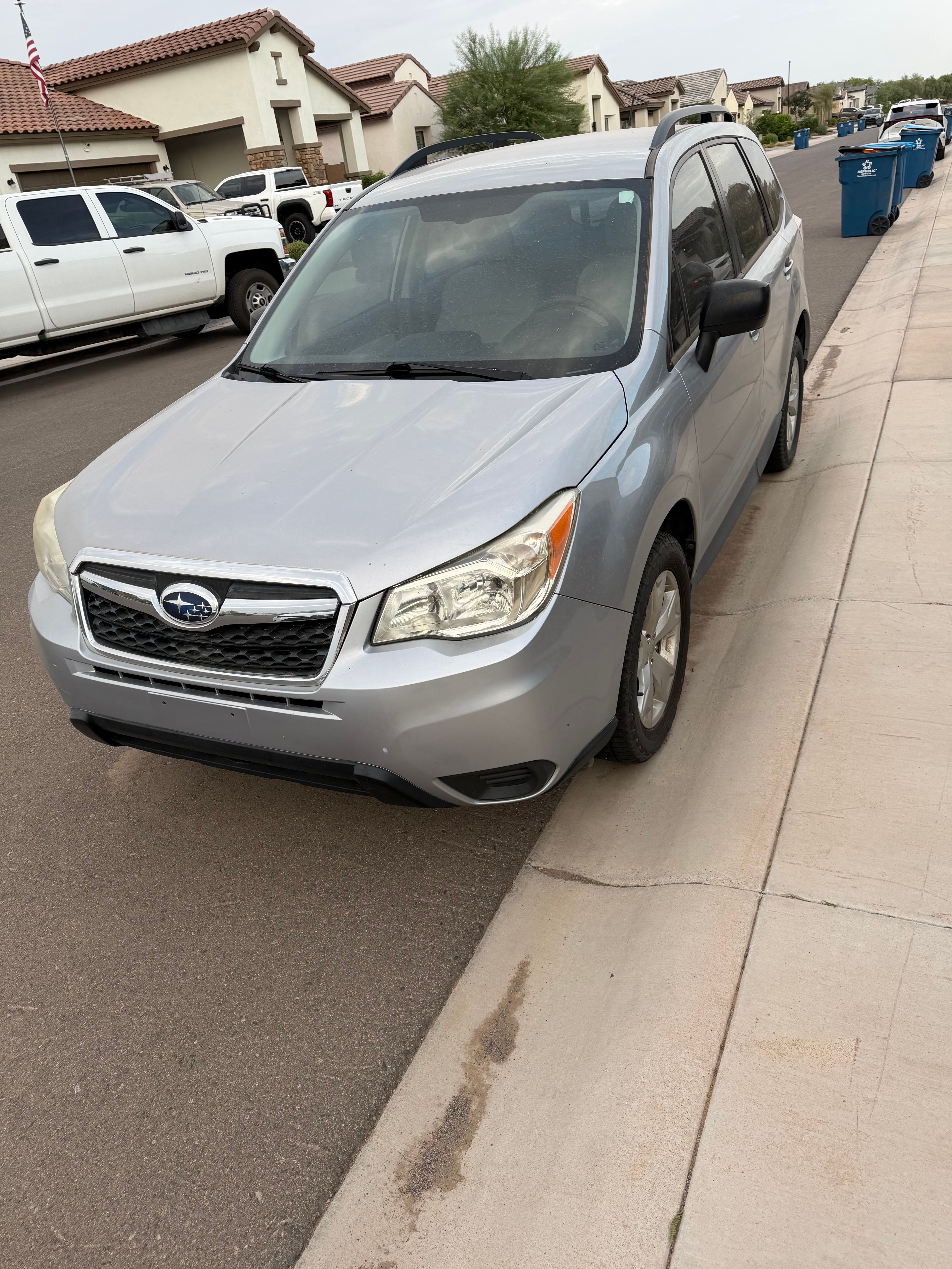 Used 2015 Subaru Forester 2.5i w/ Alloy Wheel Package AWD/4WD image 2
