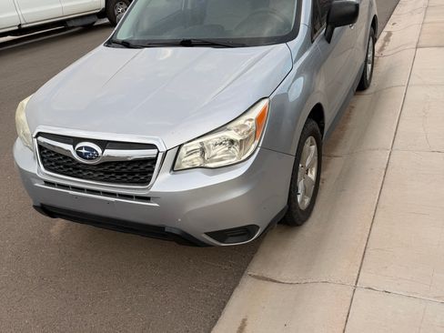 Used 2015 Subaru Forester 2.5i w/ Alloy Wheel Package AWD/4WD image 2