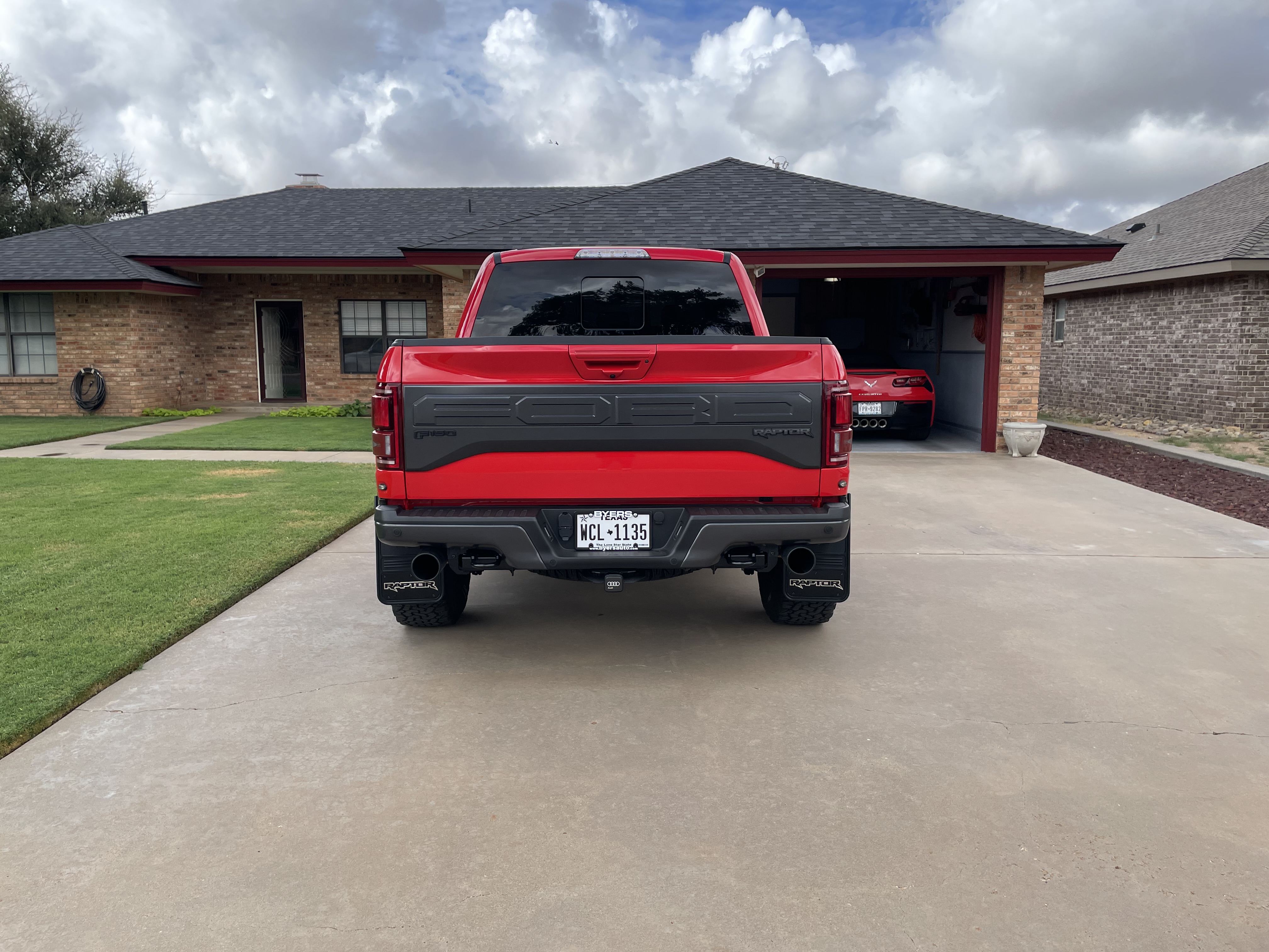 Used 2018 Ford F150 Raptor w/ Equipment Group 802A Luxury AWD/4WD image 5