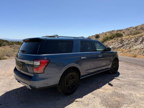 Used 2018 Ford Expedition Max Limited w/ Equipment Group 302A AWD/4WD image 11