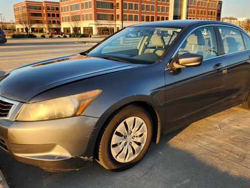 Used 2010 Honda Accord LX image 1