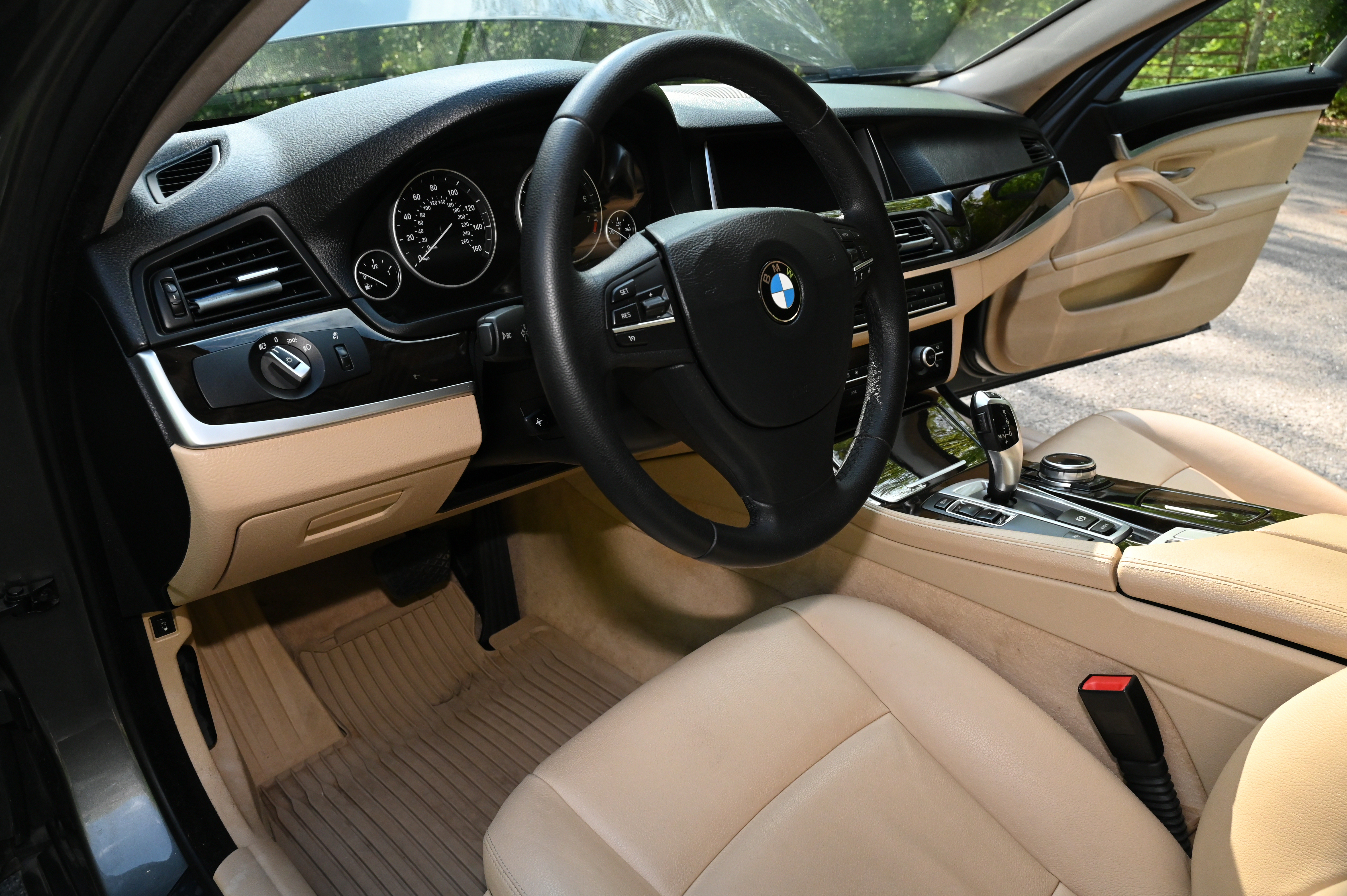 Used 2014 BMW 528i Sedan RWD image 20