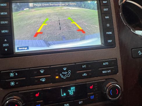 Used 2012 Ford F250 Lariat w/ Lariat Ultimate Pkg AWD/4WD image 12