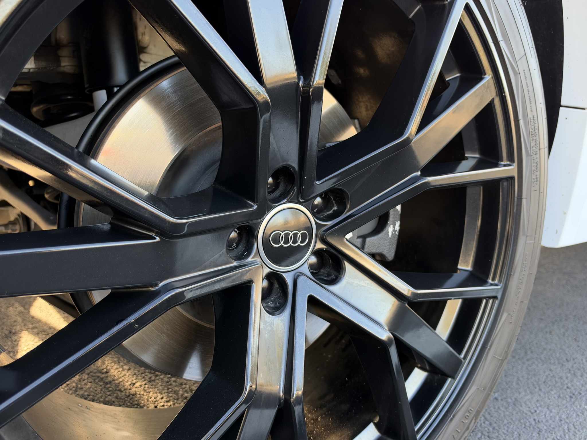 Used 2021 Audi Q8 Premium w/ Convenience Package AWD/4WD image 13