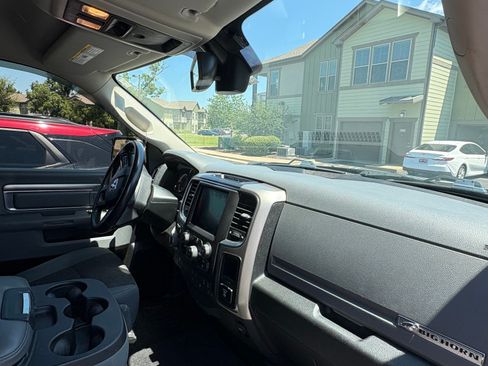 Used 2018 RAM 1500 Big Horn AWD/4WD image 8