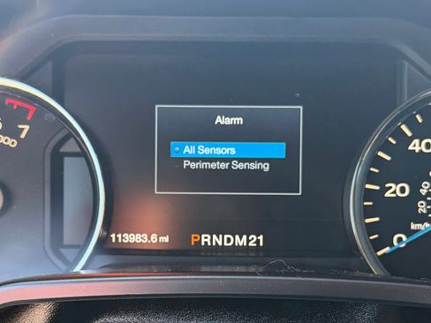 Used 2015 Ford F150 Lariat image 11