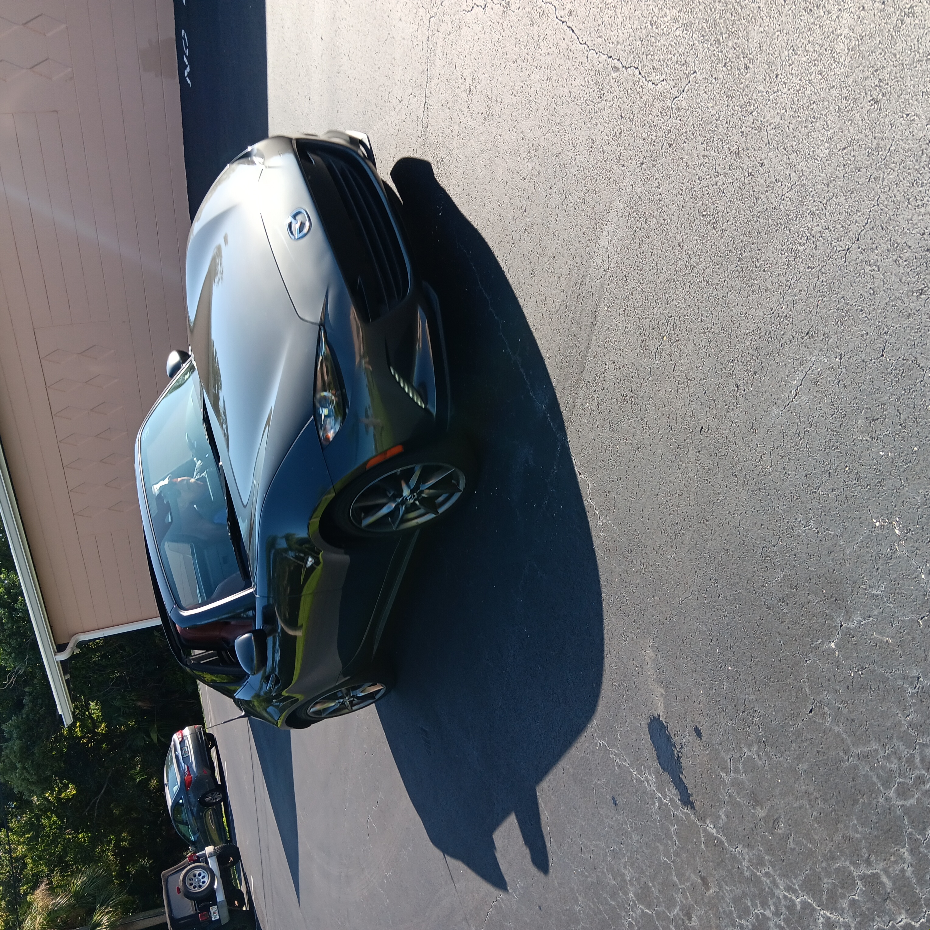 Used 2018 MAZDA MX-5 Miata RF Grand Touring RWD image 4