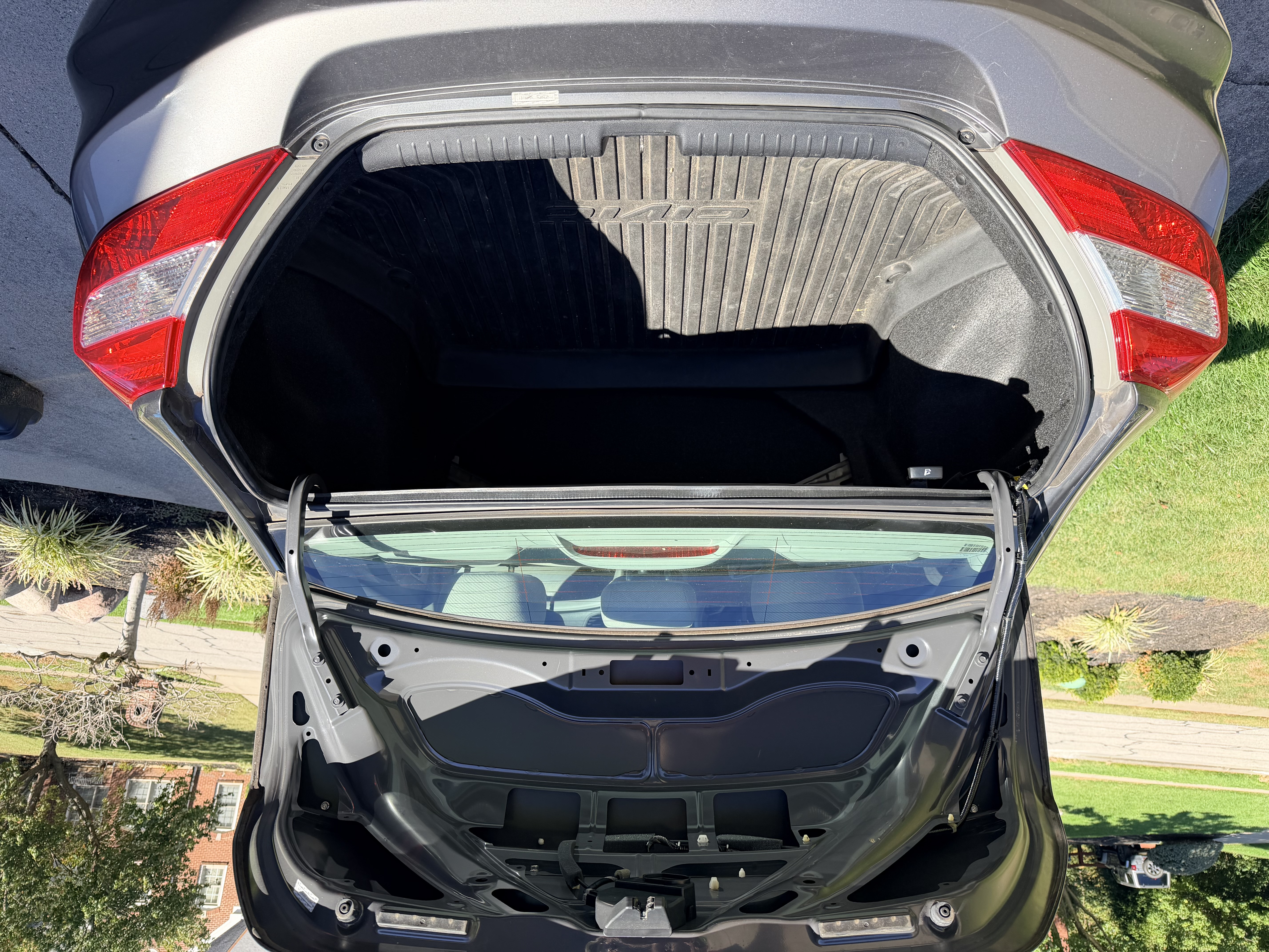 Used 2012 Honda Civic HF image 12
