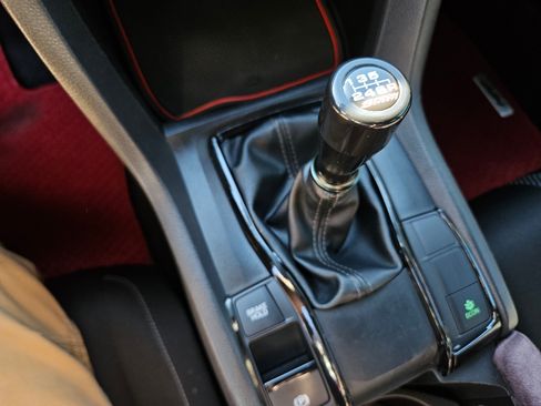 Used 2017 Honda Civic Sport image 28