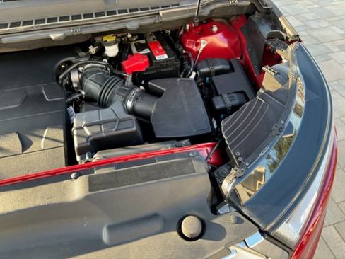 Used 2018 Ford Edge Titanium w/ Equipment Group 302A image 24