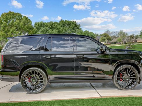 Used 2021 Cadillac Escalade Sport w/ Driver Assist Tech Package image 8