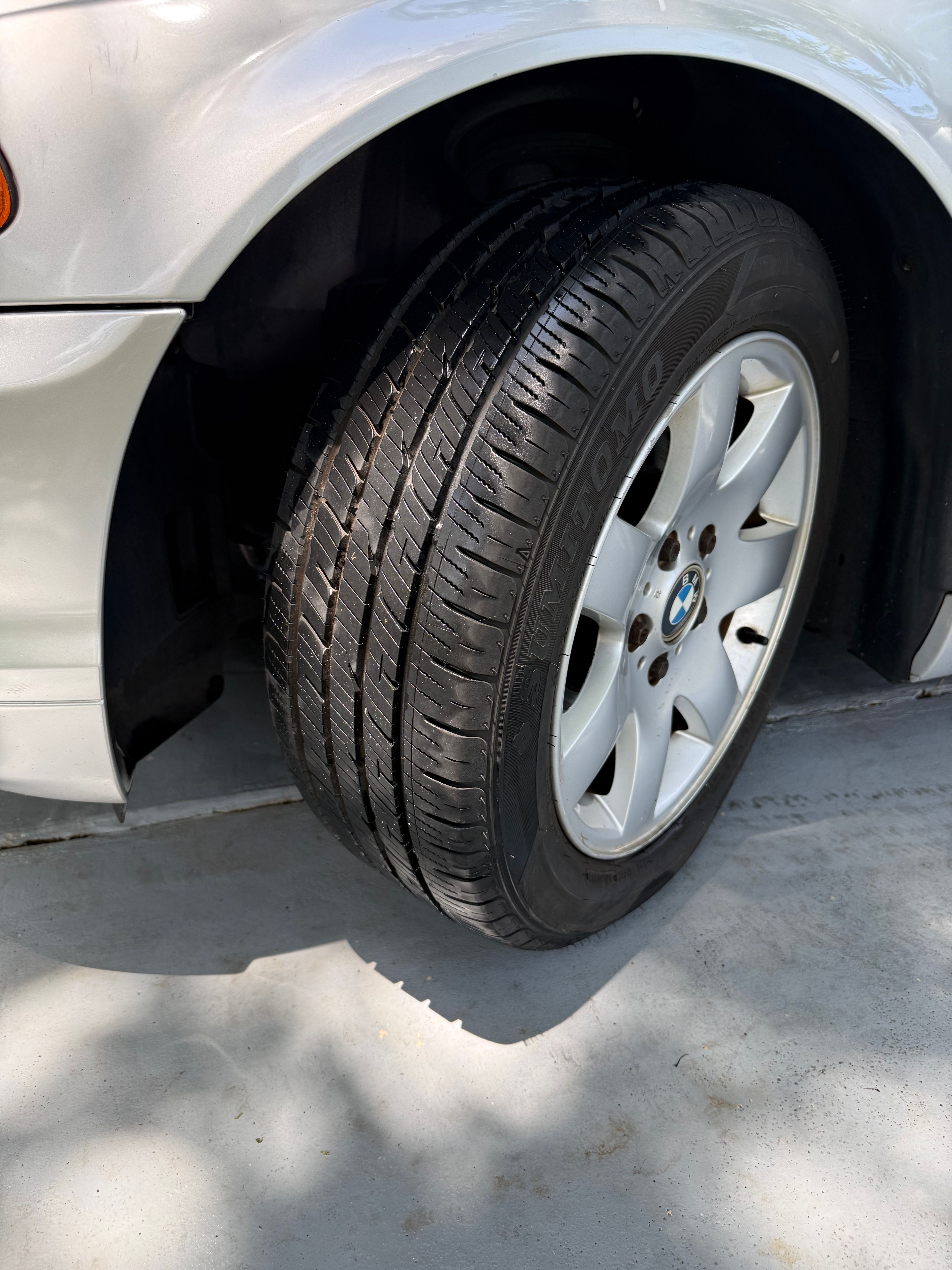 Used 2001 BMW 325i Sedan RWD image 15