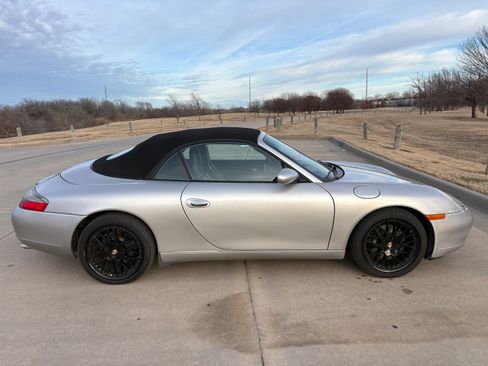 Used 2001 Porsche 911 Carrera image 5