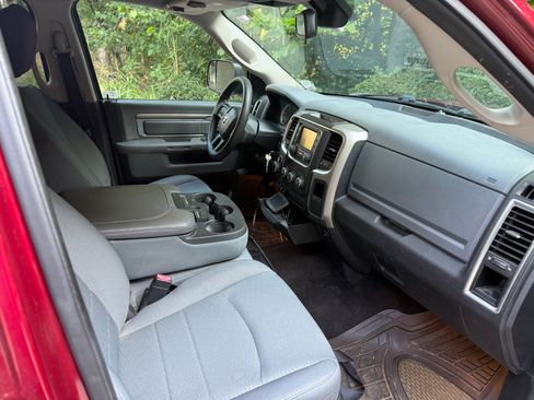 Used 2014 RAM 1500 Classic SLT AWD/4WD image 12