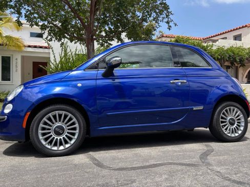 Used 2012 FIAT 500 Lounge w/ Luxury Leather Pkg FWD image 1