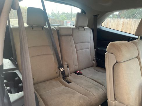 Used 2017 Honda Pilot EX image 17