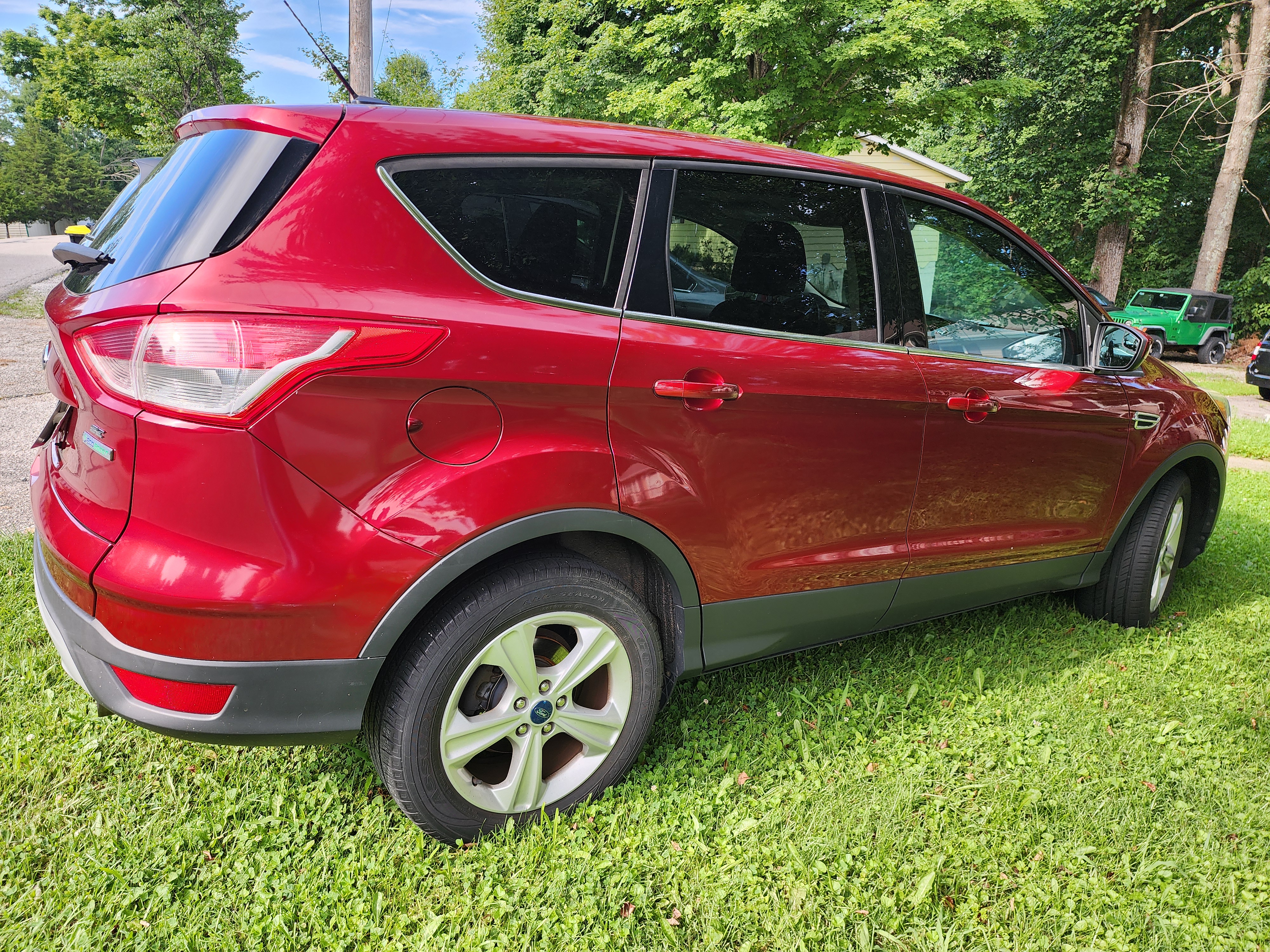 Used 2013 Ford Escape SE FWD image 6