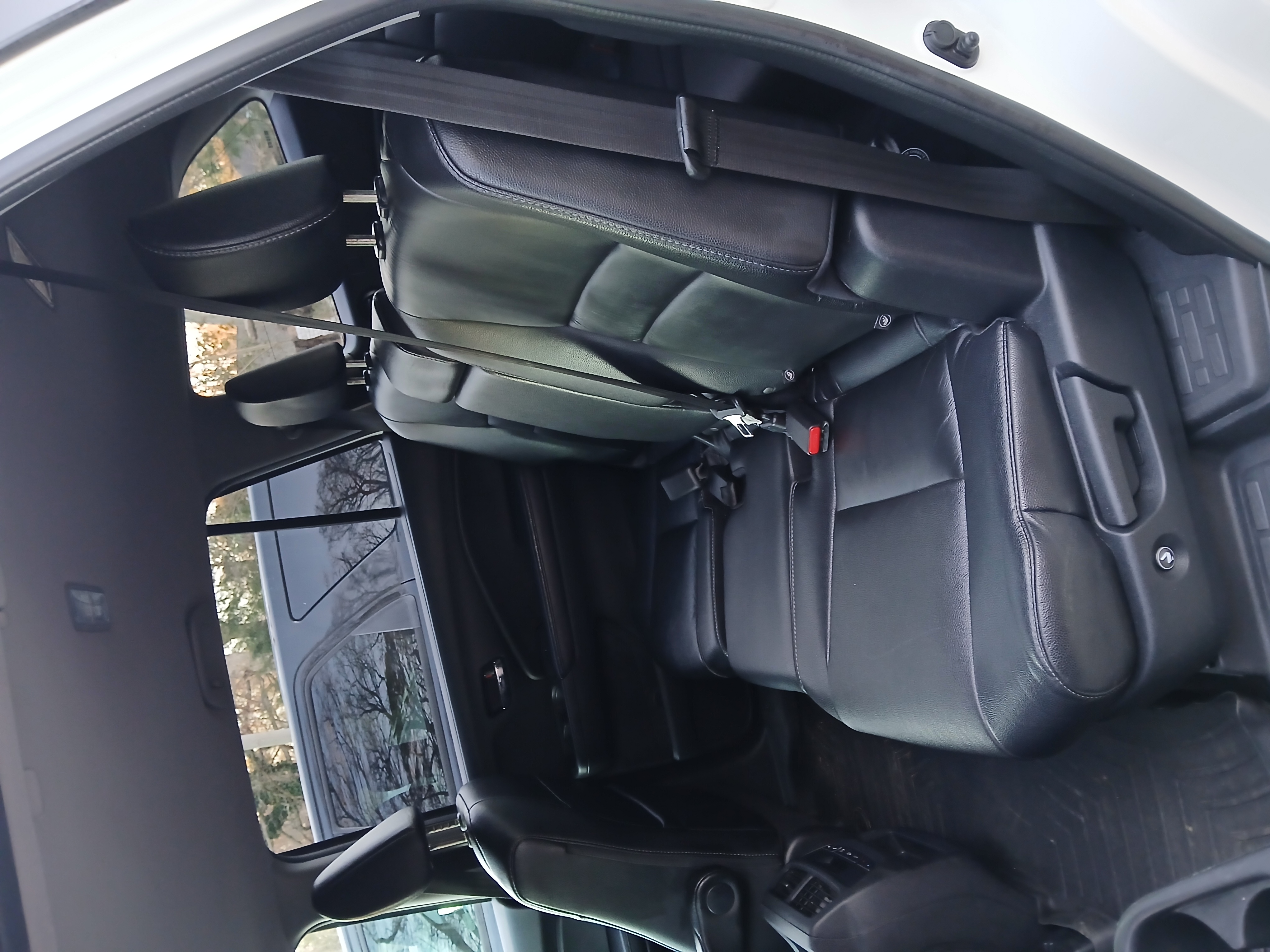 Used 2017 Honda Pilot EX-L image 2