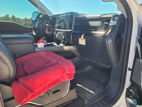 Used 2023 Ford F250 Lariat w/ Lariat Ultimate Package image 21