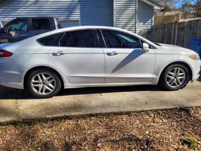 Used 2016 Ford Fusion SE