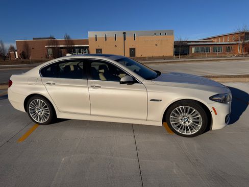 Used 2015 BMW 550i xDrive Sedan image 4