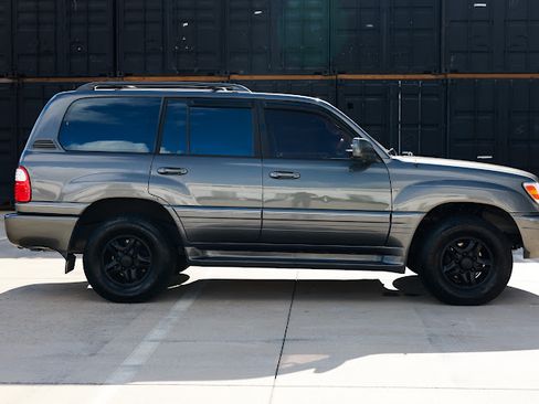 Used 2000 Lexus LX 470 4WD image 15
