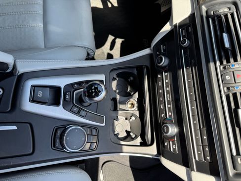 Used 2016 BMW M5 image 13