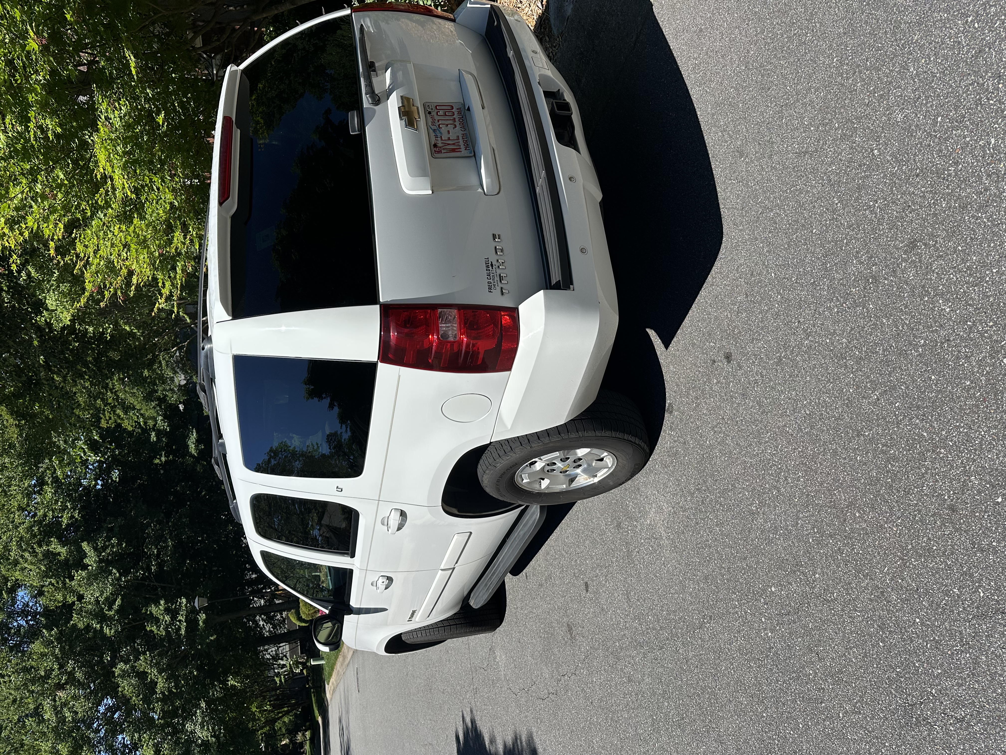 Used 2007 Chevrolet Tahoe LT w/ LT Preferred Equipment Group RWD image 2