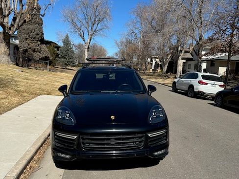 Used 2017 Porsche Cayenne GTS image 11