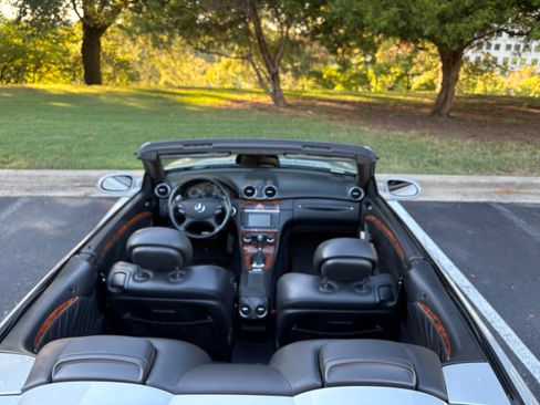 Used 2007 Mercedes-Benz CLK 63 AMG Cabriolet image 13