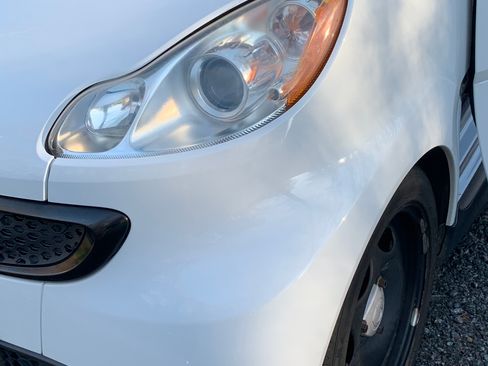 Used 2014 smart fortwo passion image 5