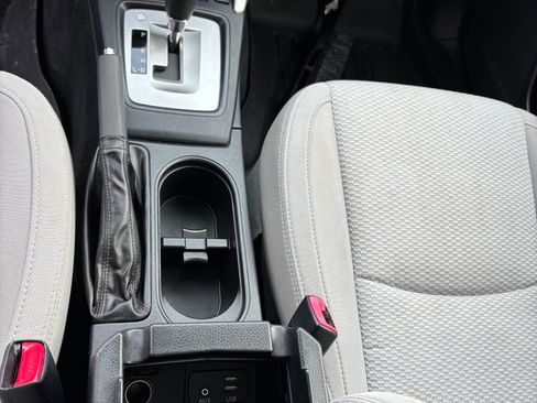 Used 2017 Subaru Forester 2.5i Premium w/ All-Weather Package image 13