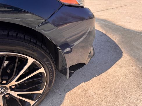 Used 2020 Toyota Camry SE image 13