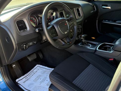 Used 2023 Dodge Charger SXT image 10