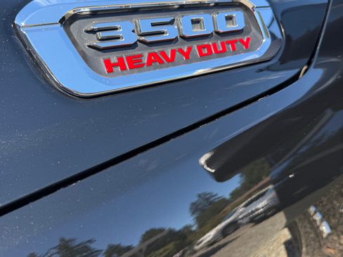 Used 2021 RAM 3500 Big Horn w/ Level 2 Equipment Group AWD/4WD image 23