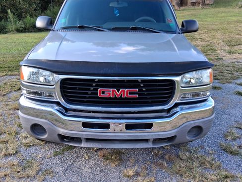 Used 2003 GMC Sierra 1500 4x4 Extended Cab image 2