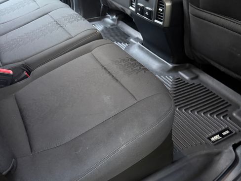 Used 2019 Ford F150 XLT w/ Equipment Group 302A Luxury AWD/4WD image 12