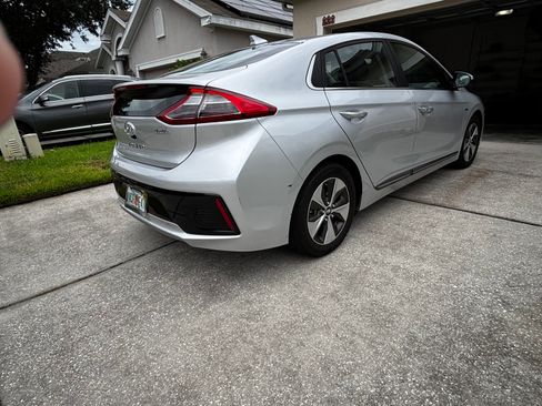 Used 2019 Hyundai Ioniq Limited FWD image 8