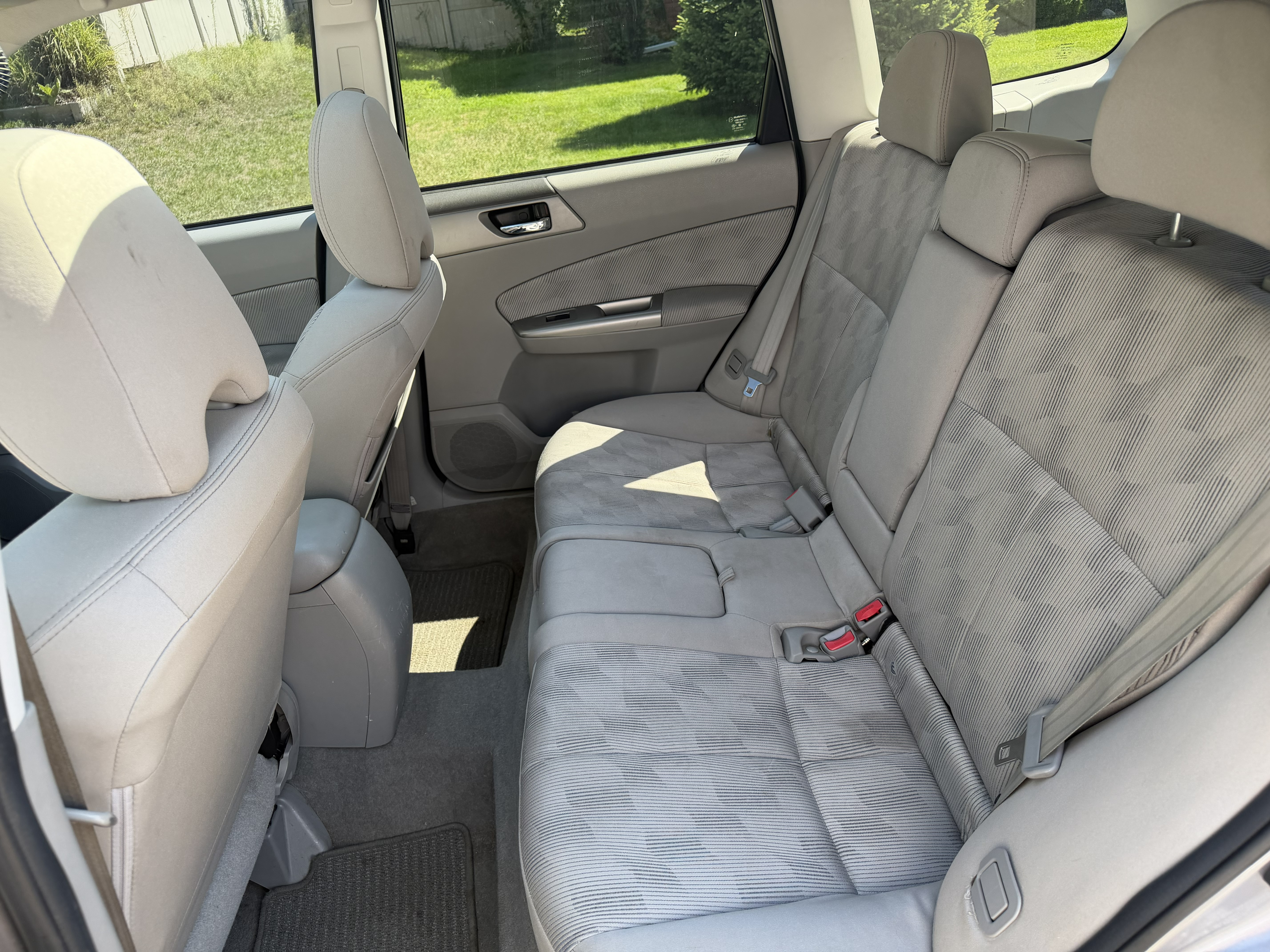 Used 2010 Subaru Forester 2.5X Premium AWD/4WD image 6