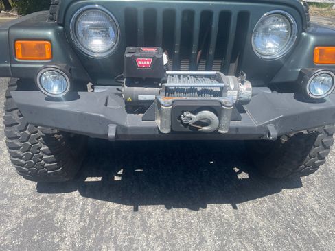 Used 2003 Jeep Wrangler Sahara AWD/4WD image 10
