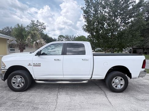 Used 2015 RAM 2500 SLT AWD/4WD image 5