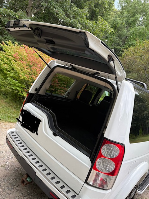 Used 2013 Land Rover LR4 HSE LUX AWD/4WD image 8