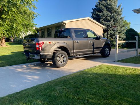 Used 2018 Ford F150 XLT w/ Equipment Group 302A Luxury AWD/4WD image 5