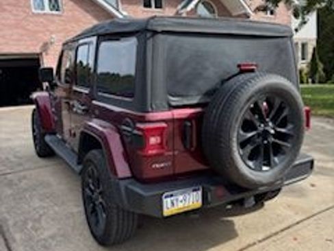 Used 2021 Jeep Wrangler Unlimited Sahara w/ Cold Weather Group image 4