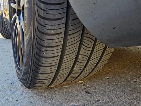 Used 2012 Mercedes-Benz CLS 550 image 30