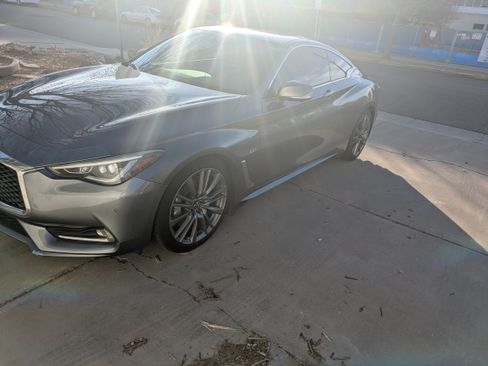 Used 2017 INFINITI Q60 3.0t Sport image 2
