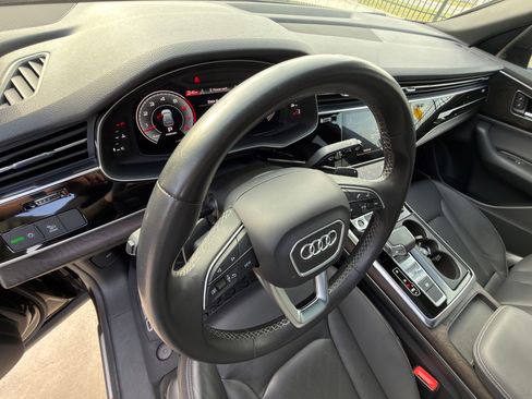 Used 2021 Audi Q8 Premium Plus w/ Premium Plus Package image 25