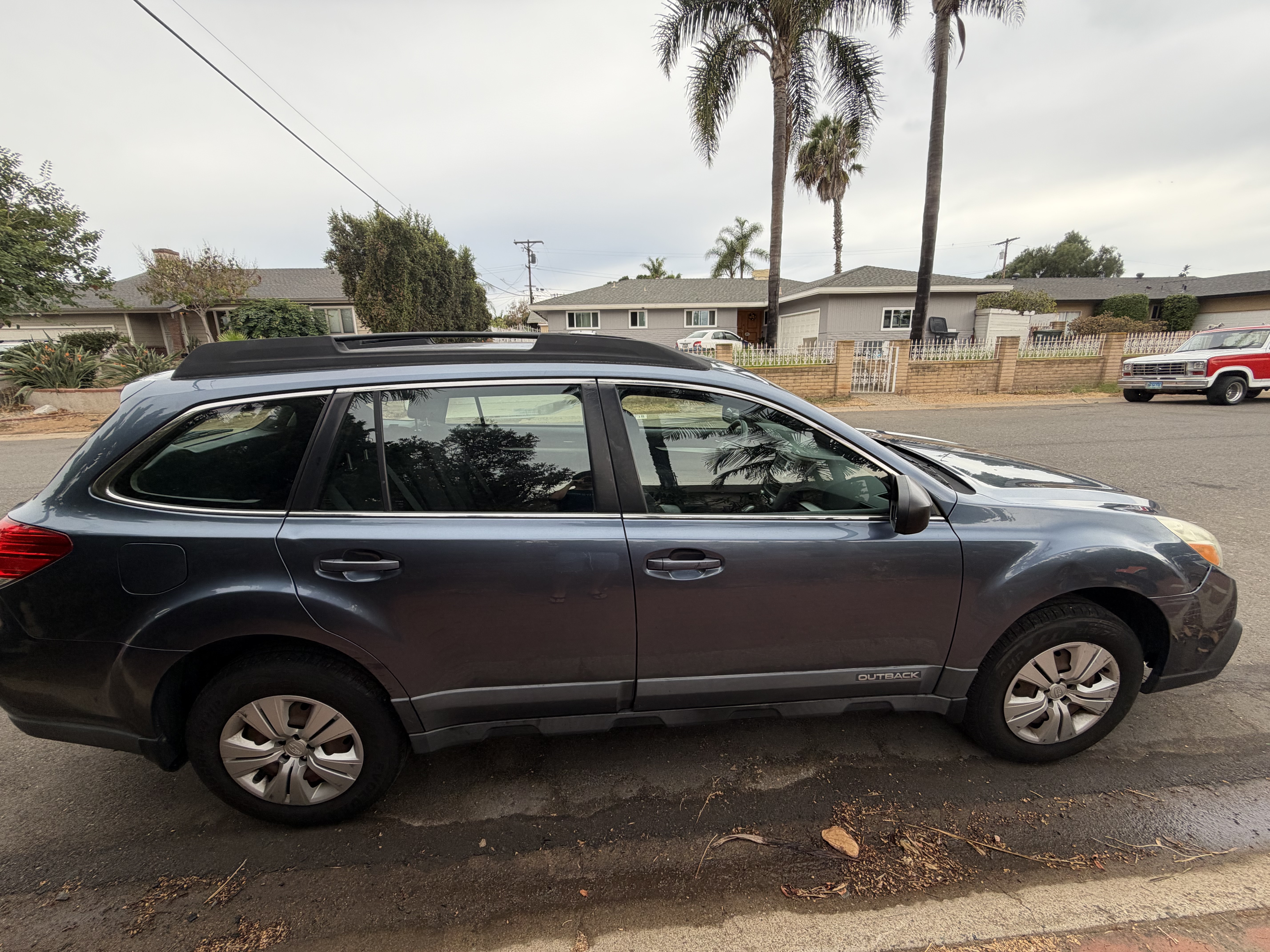 Used 2013 Subaru Outback 2.5i AWD/4WD image 10