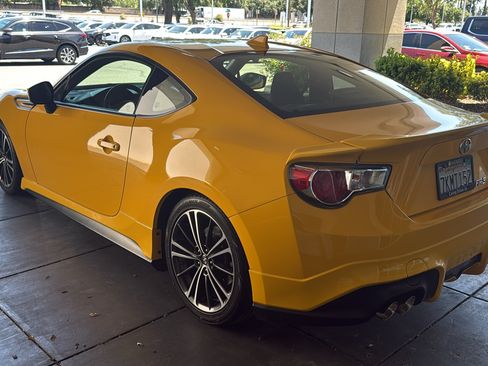 Used 2015 Scion FR-S Release Series 1.0 RWD image 4